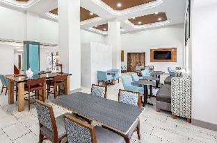 holiday inn express and suites williamsburg by ihg