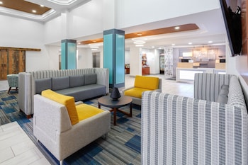 holiday inn express and suites williamsburg by ihg