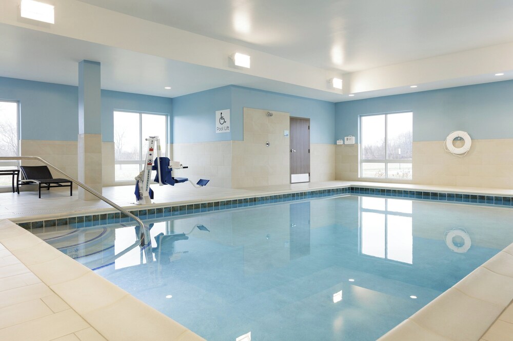 holiday inn express hotel and suites winchester by ihg