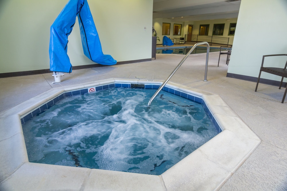 holiday inn express hotel and suites winchester by ihg
