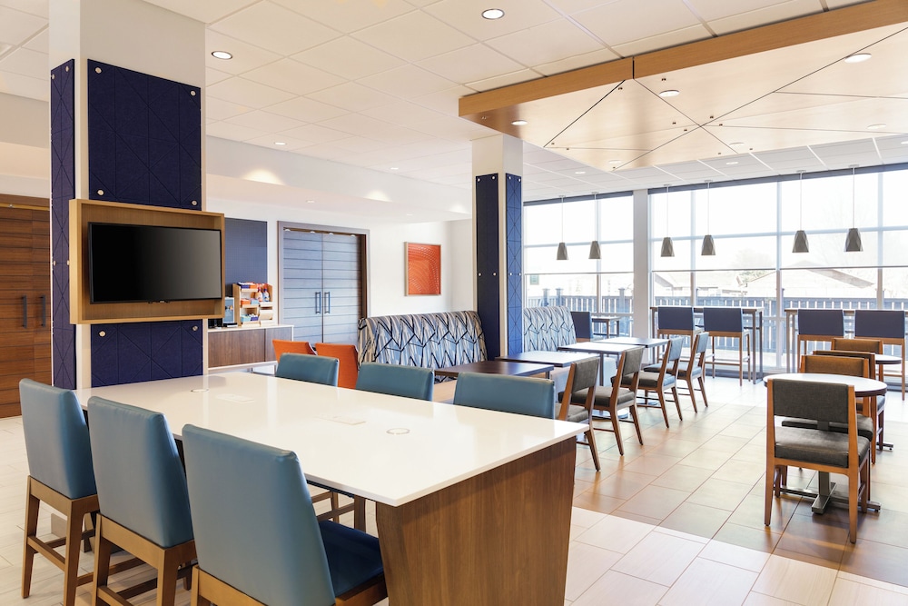 holiday inn express hotel and suites winchester by ihg