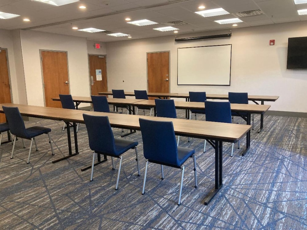 holiday inn express hotel and suites winchester by ihg