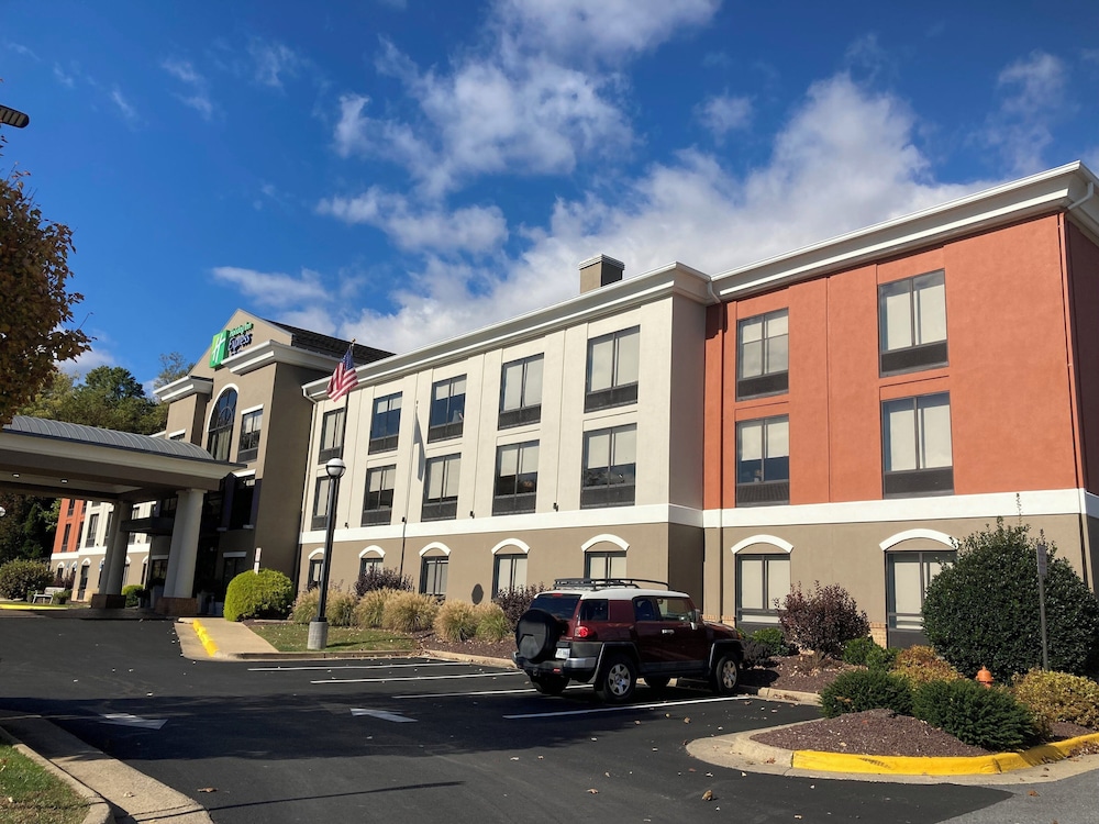 holiday inn express hotel and suites winchester by ihg