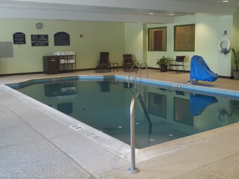 holiday inn express hotel and suites winchester by ihg