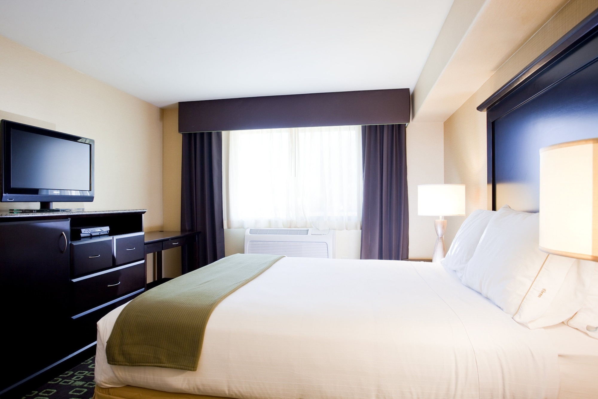 holiday inn express hotel and suites woodland hills by ihg