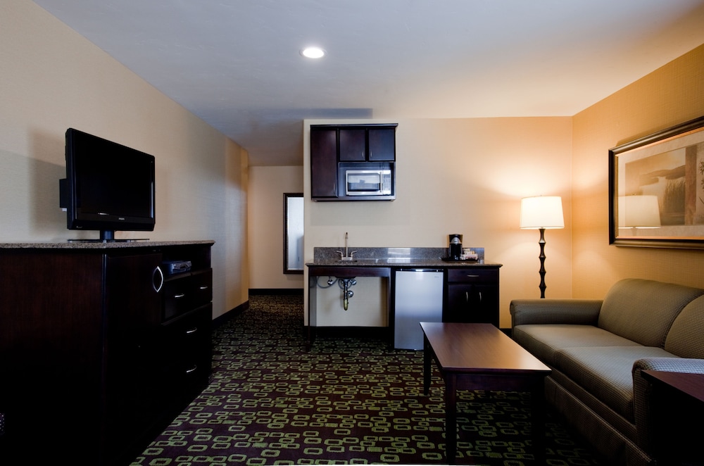 holiday inn express hotel and suites woodland hills by ihg