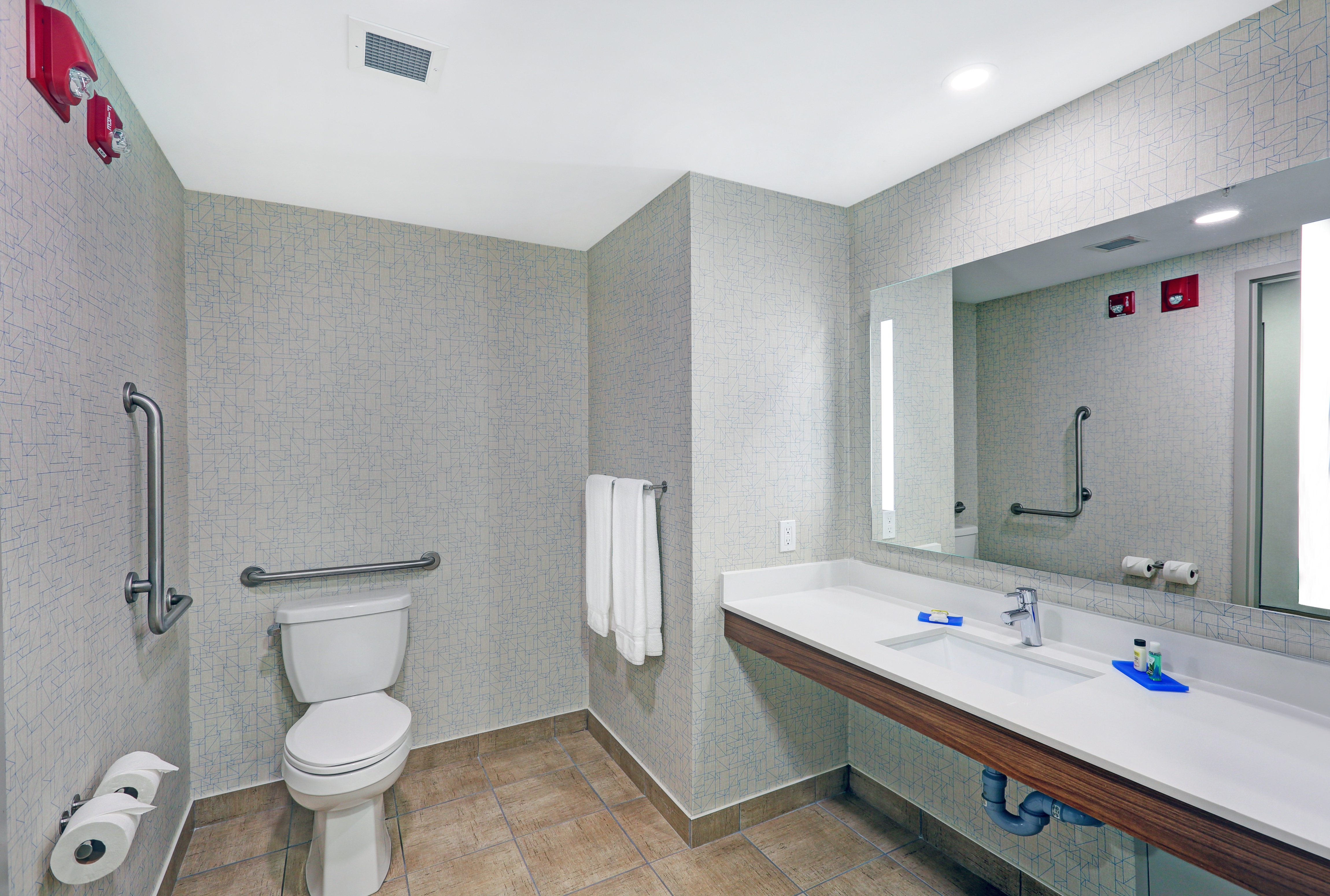 holiday inn express and suites woodstock south by ihg