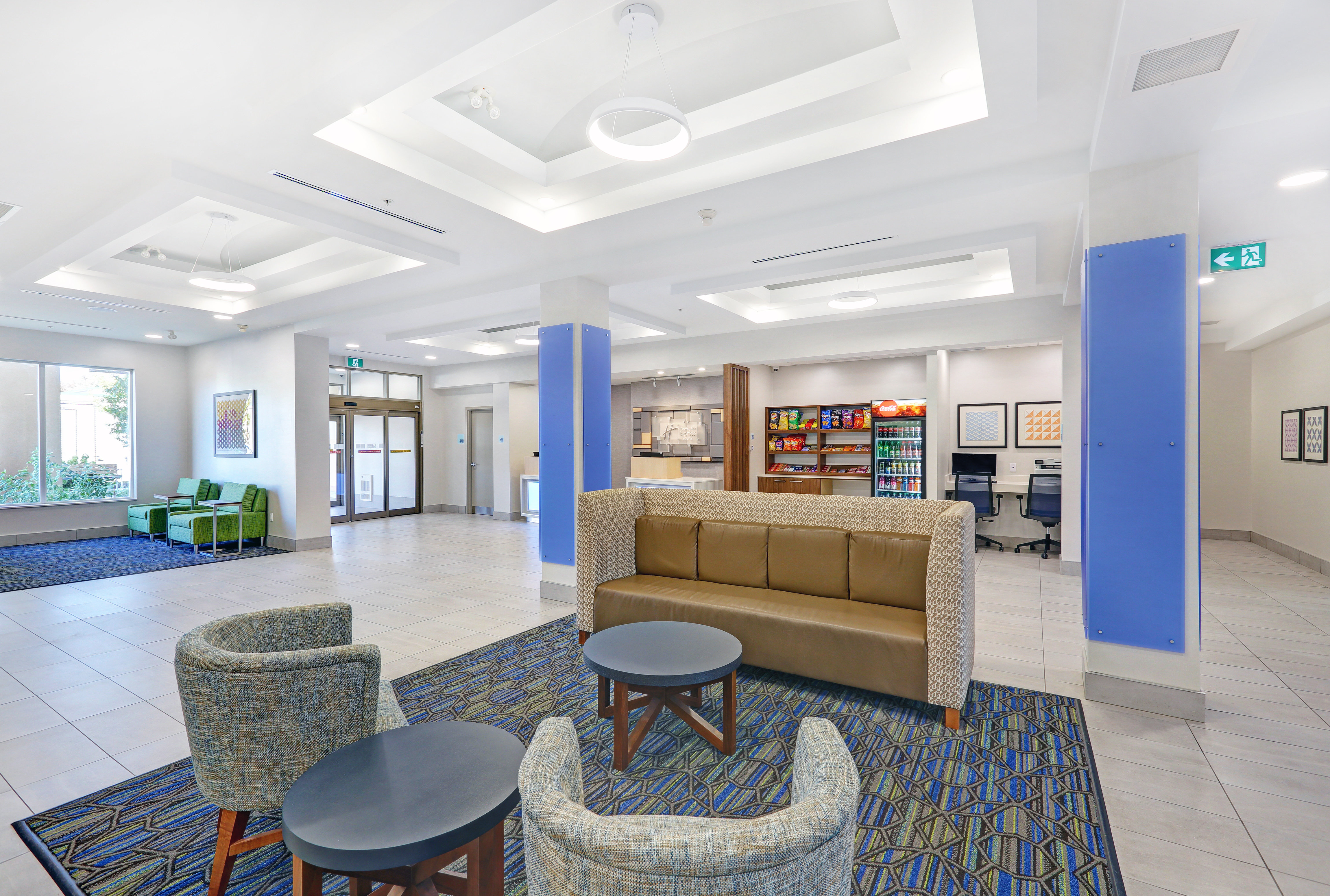 holiday inn express and suites woodstock south by ihg