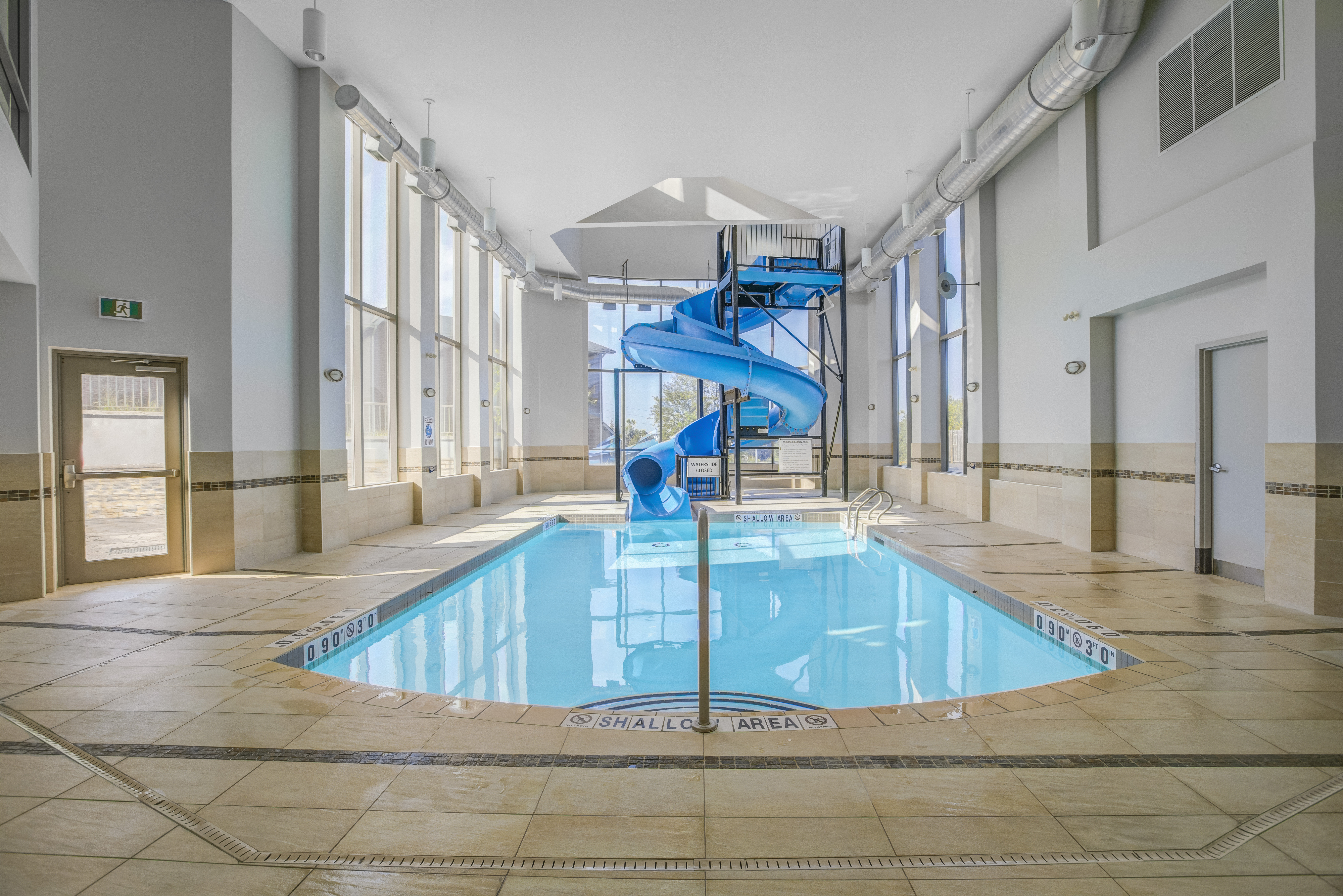 holiday inn express and suites woodstock south by ihg