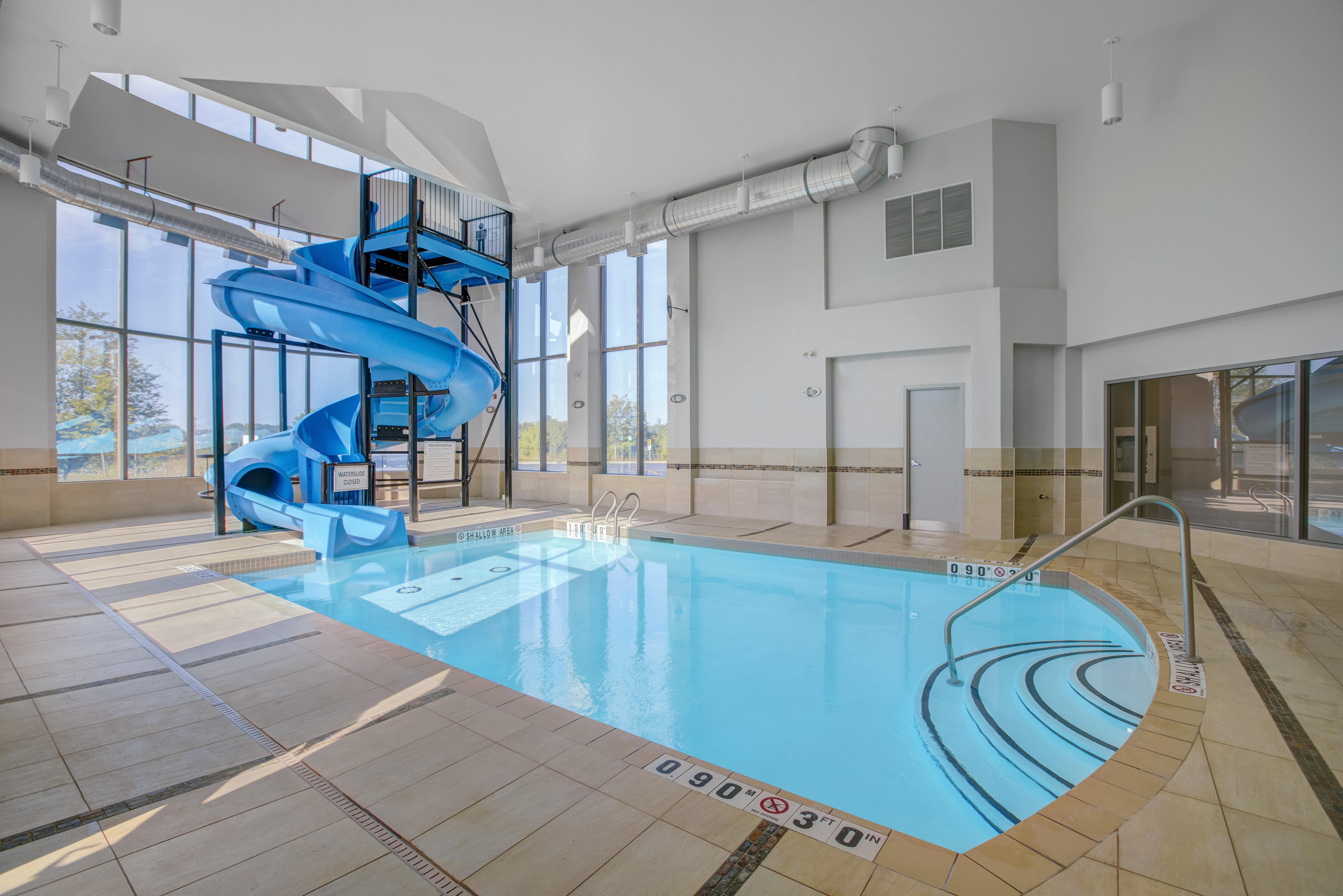 holiday inn express and suites woodstock south by ihg