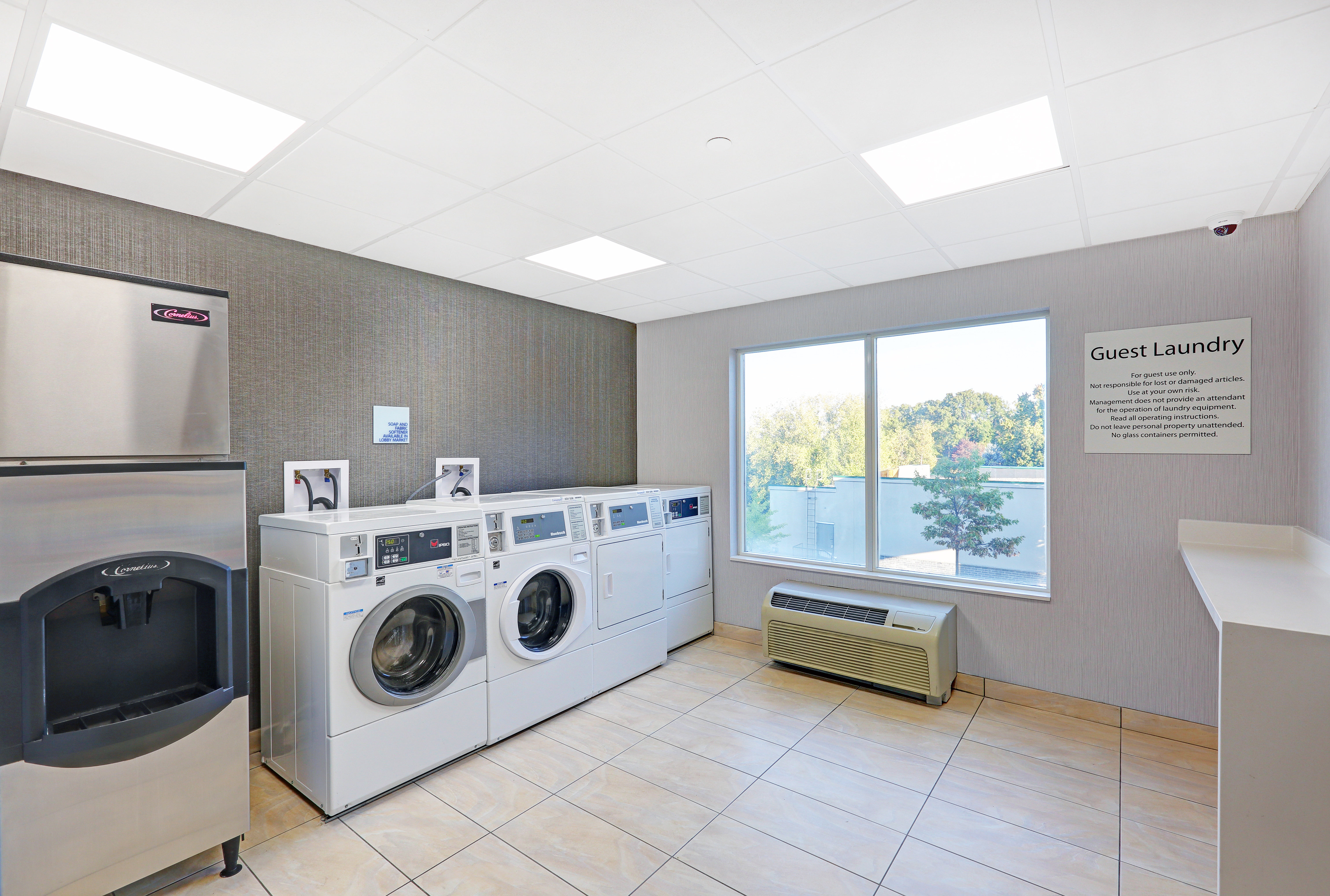 holiday inn express and suites woodstock south by ihg