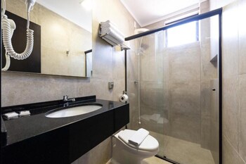 hotel lunes