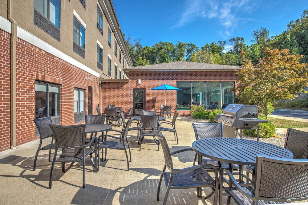 holiday inn express and suites zanesville north by ihg