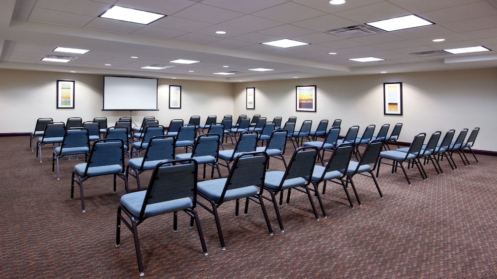 holiday inn express and suites zanesville north by ihg
