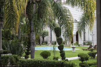 hotel villa florencia