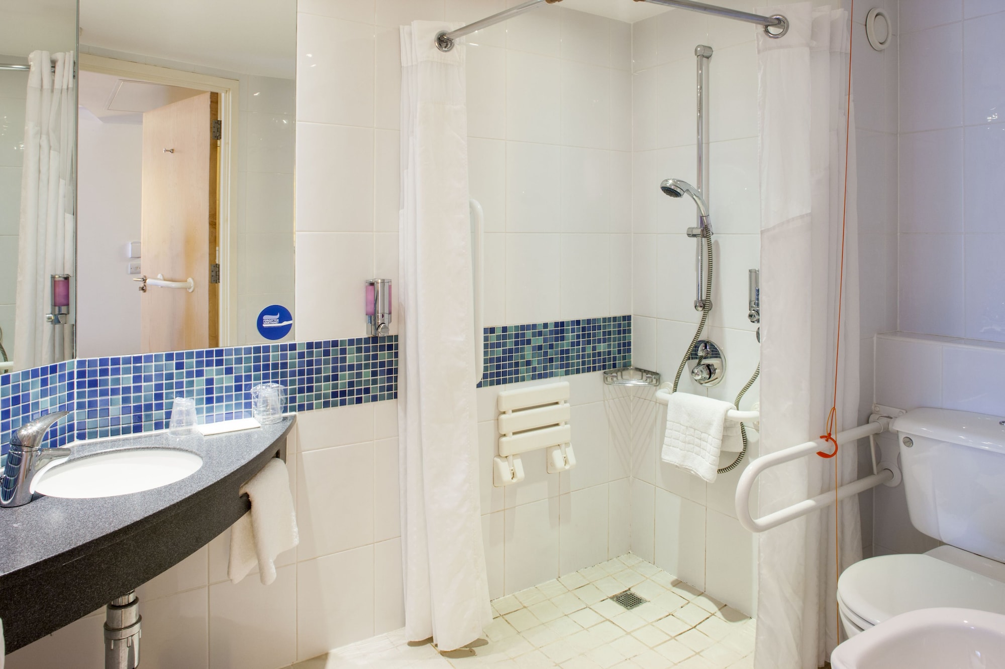 holiday inn express london stansted airport by ihg