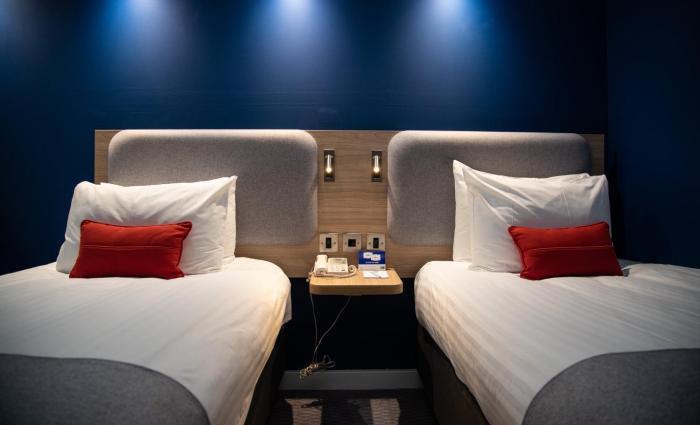 holiday inn express london stansted airport by ihg