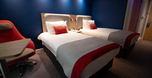 holiday inn express london stansted airport by ihg