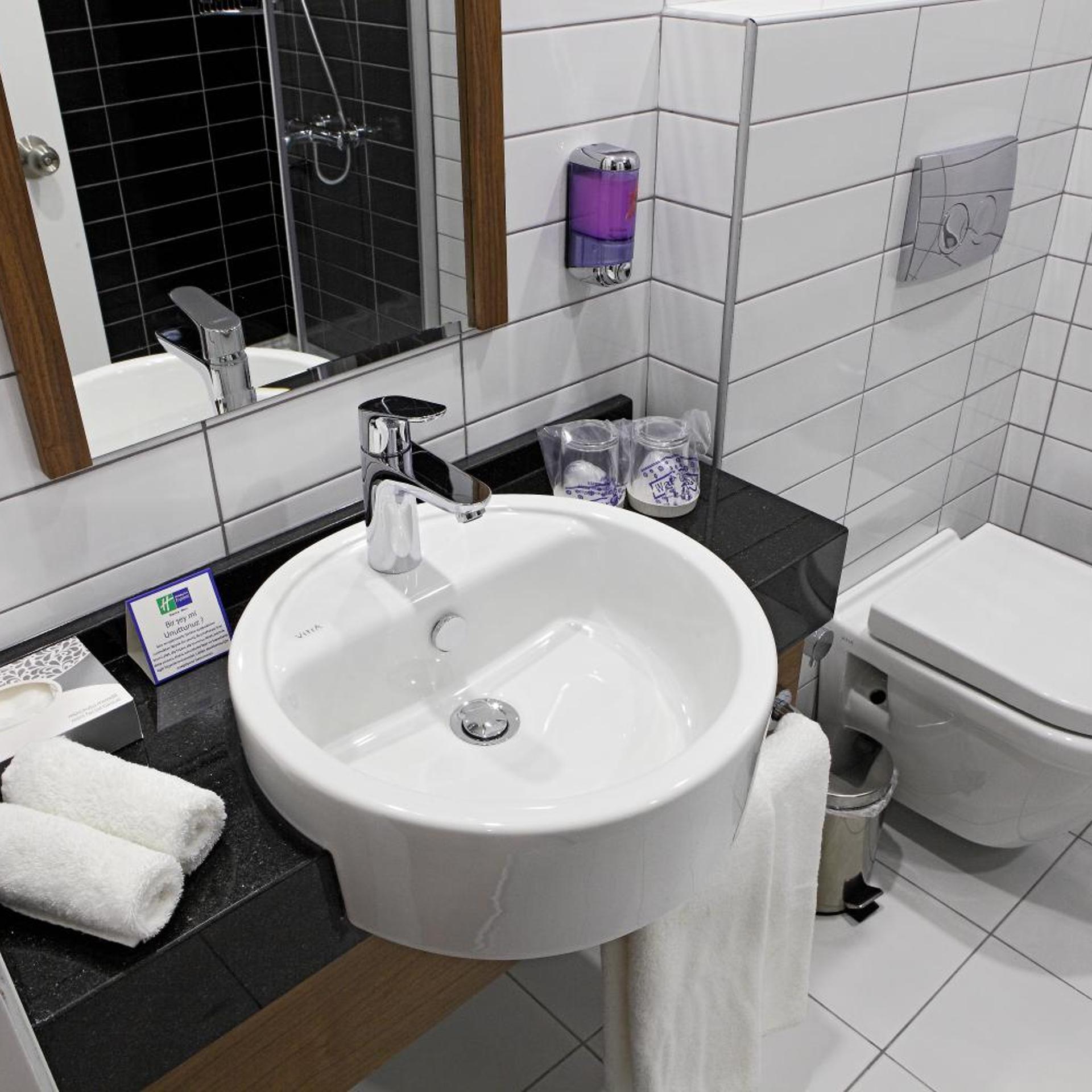 holiday inn express manisa west by ihg