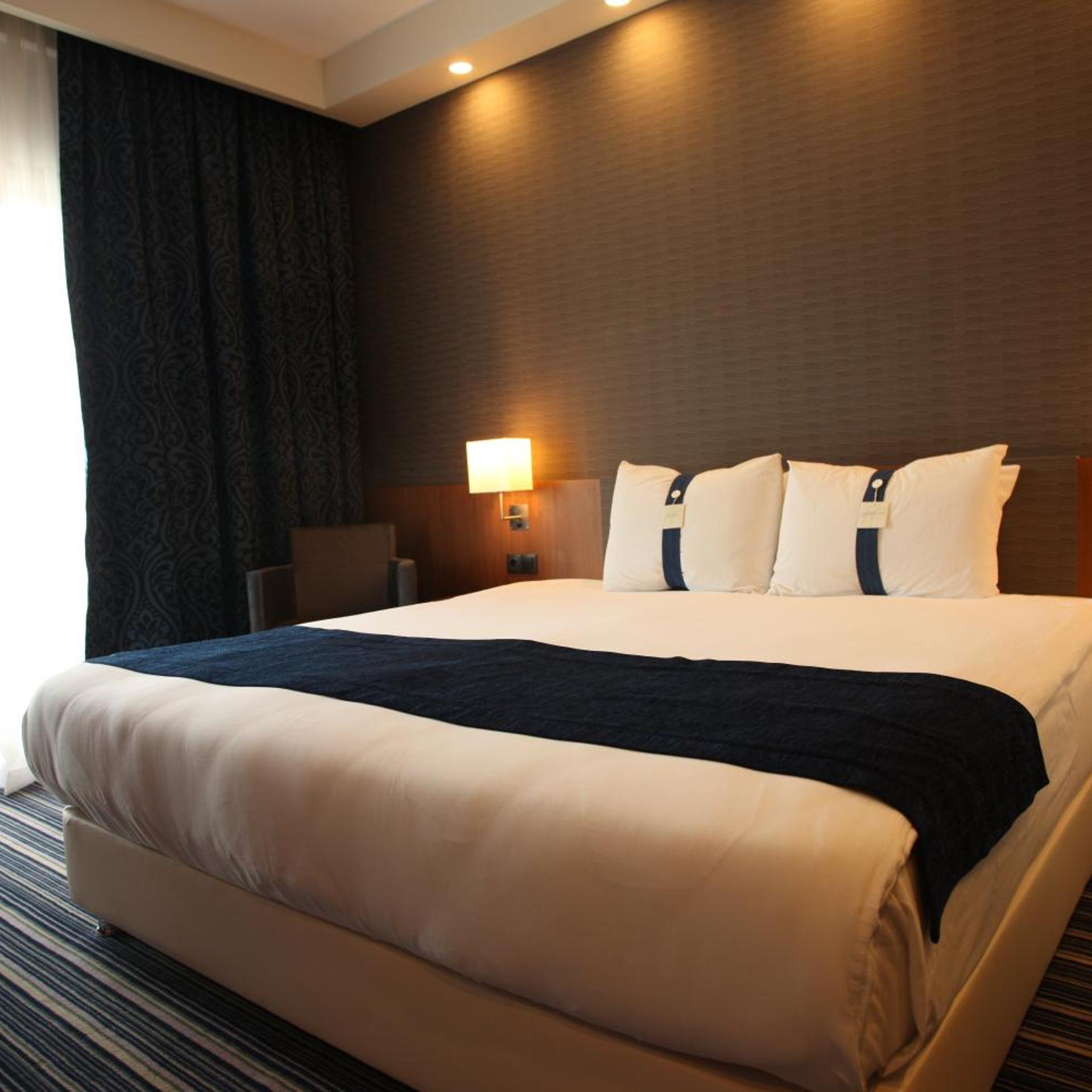 holiday inn express manisa west by ihg
