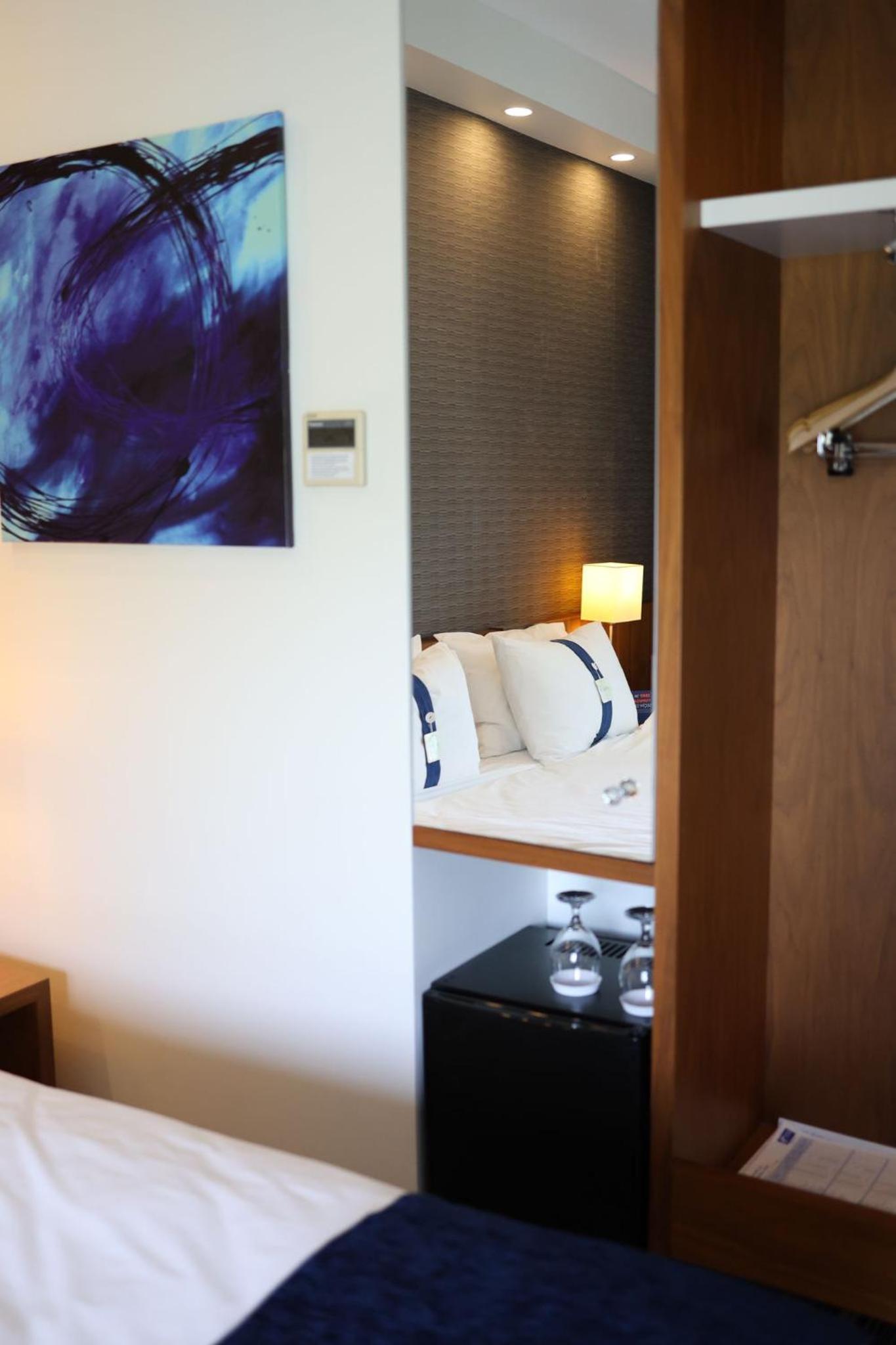 holiday inn express manisa west by ihg