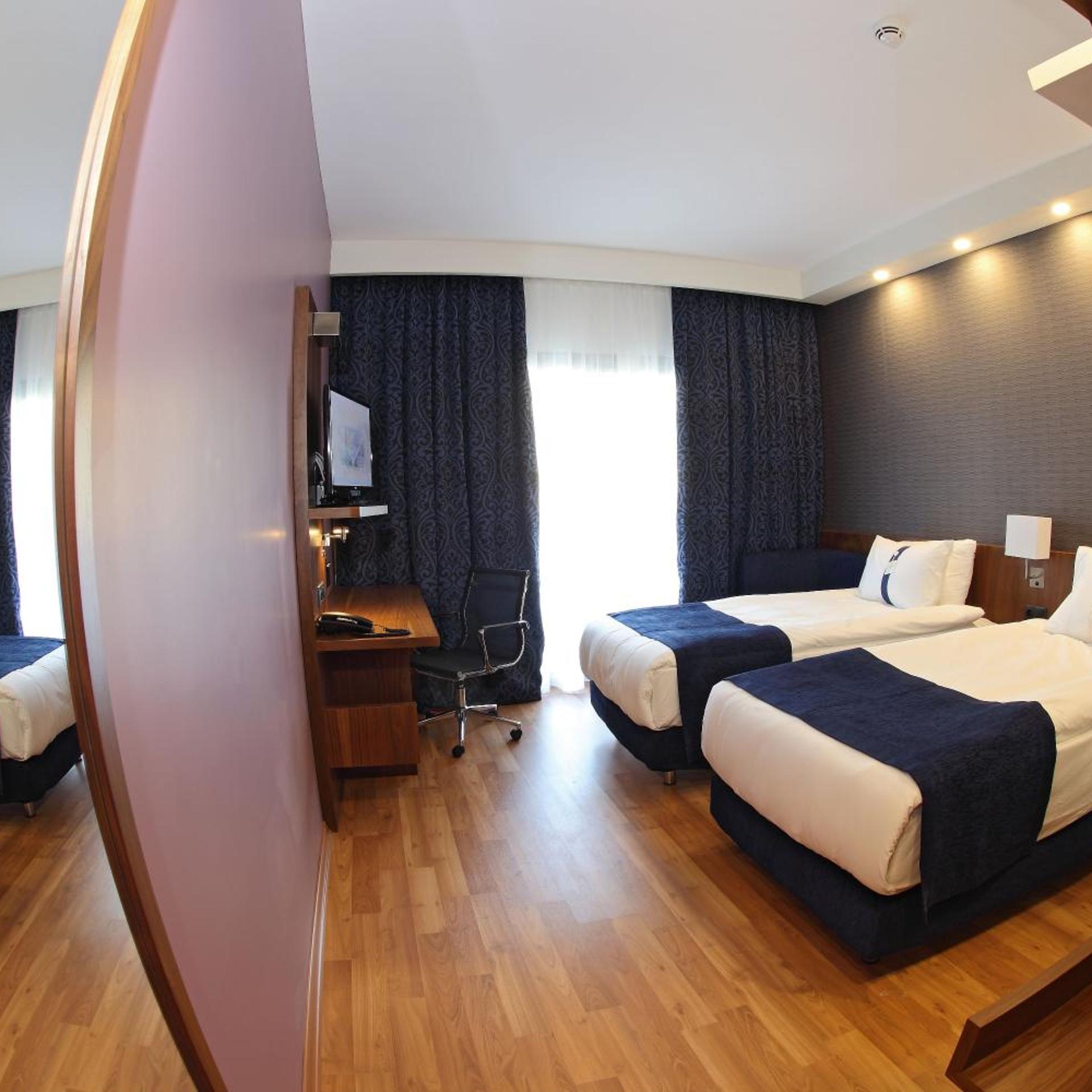 holiday inn express manisa west by ihg