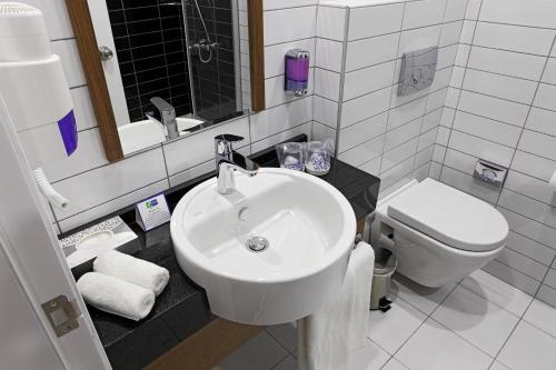 holiday inn express manisa west by ihg