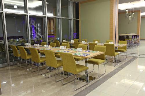 holiday inn express manisa west by ihg