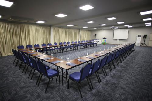holiday inn express manisa west by ihg
