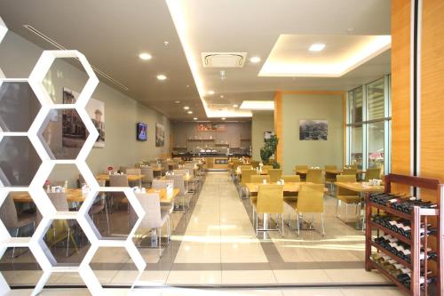 holiday inn express manisa west by ihg