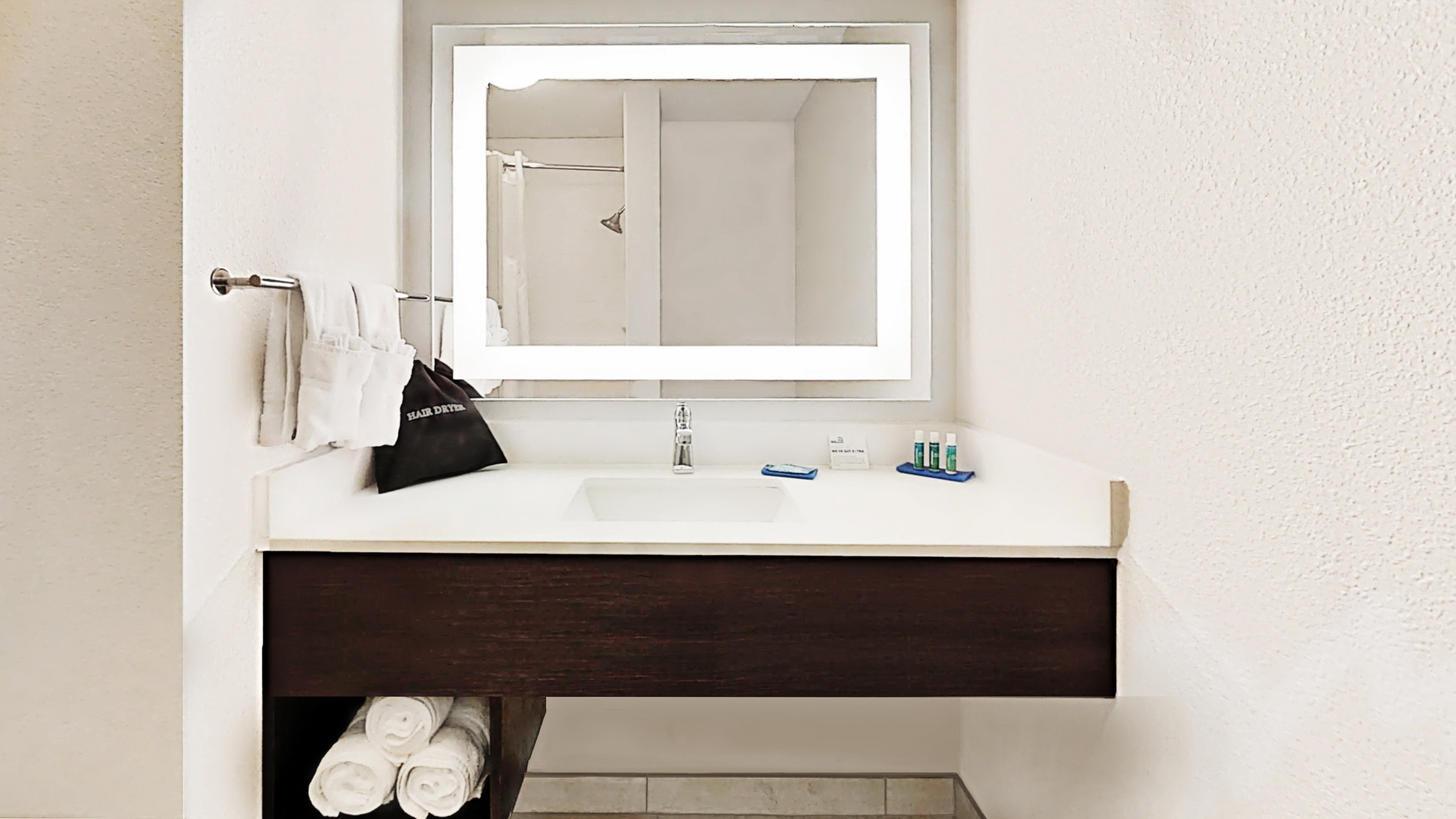 holiday inn express new orleans east by ihg