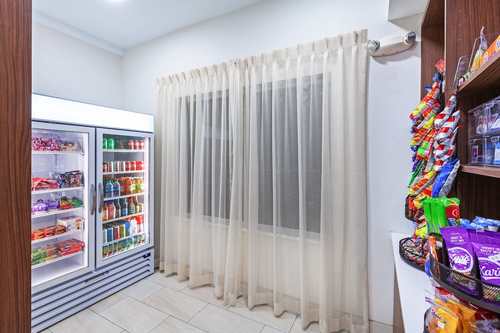 holiday inn express new orleans east by ihg