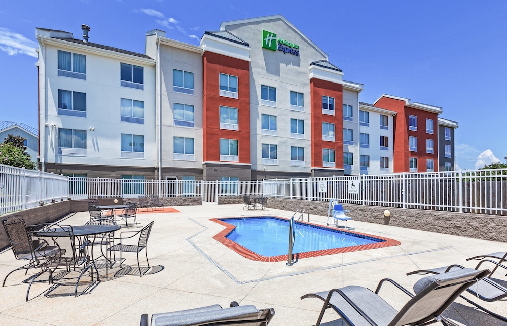 holiday inn express new orleans east by ihg