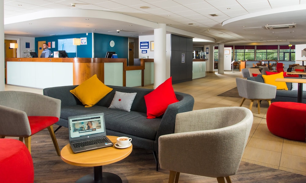 holiday inn express newport by ihg