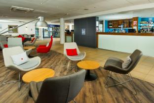 holiday inn express newport by ihg