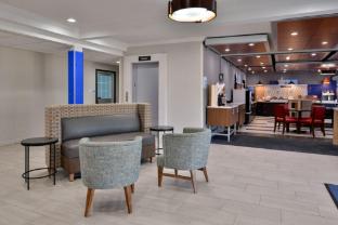 holiday inn express and suites north kansas city