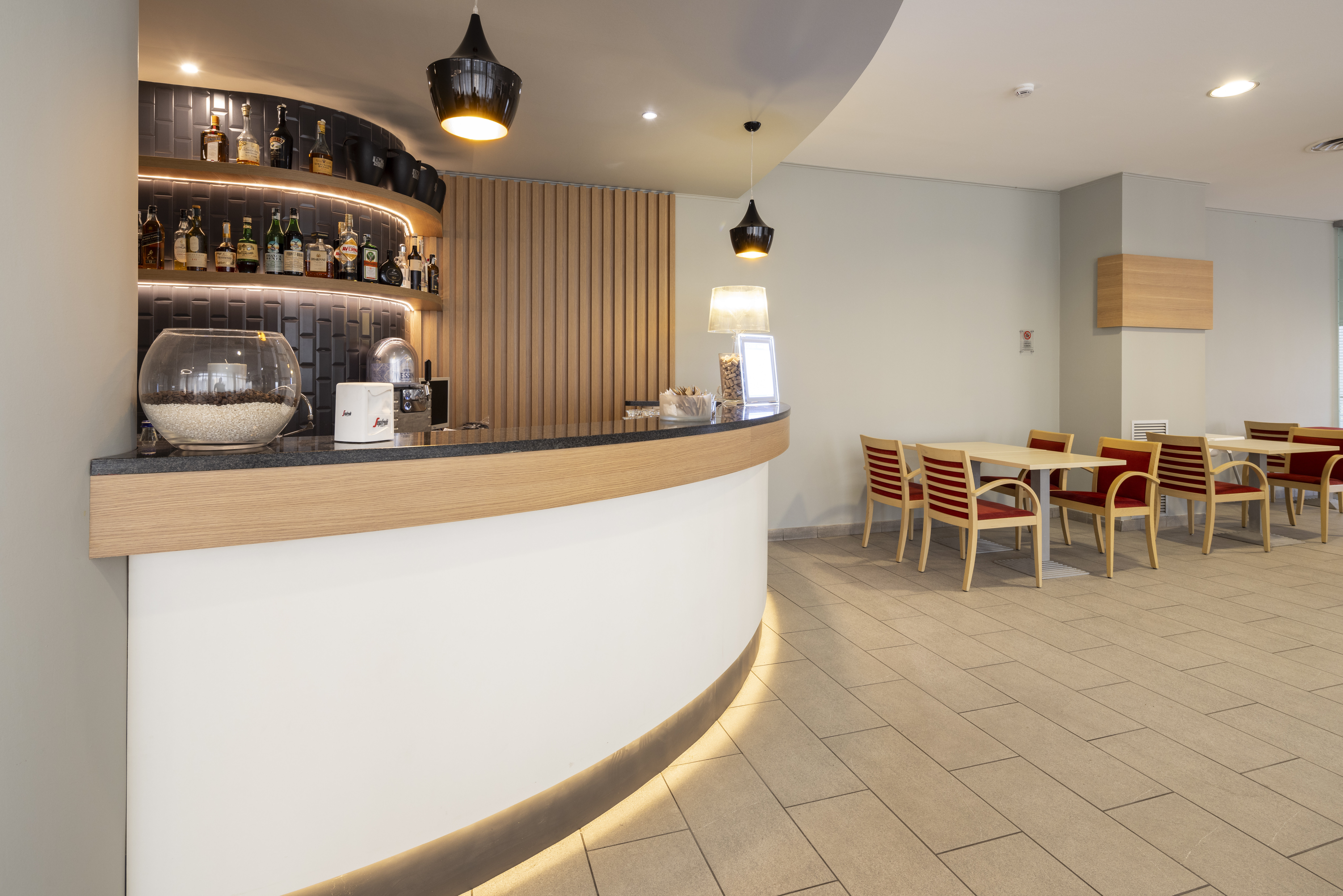 holiday inn express parma by ihg
