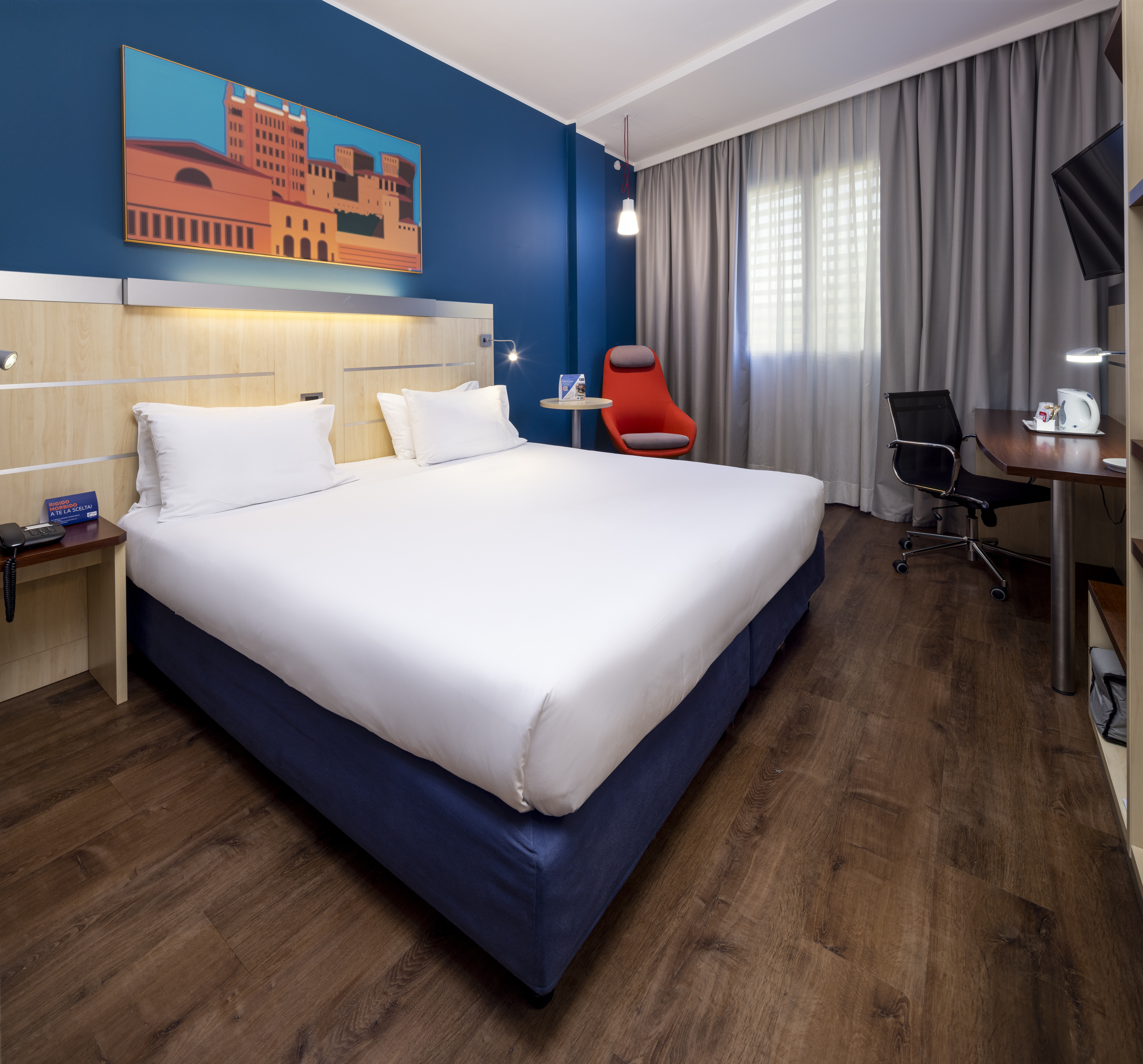 holiday inn express parma by ihg