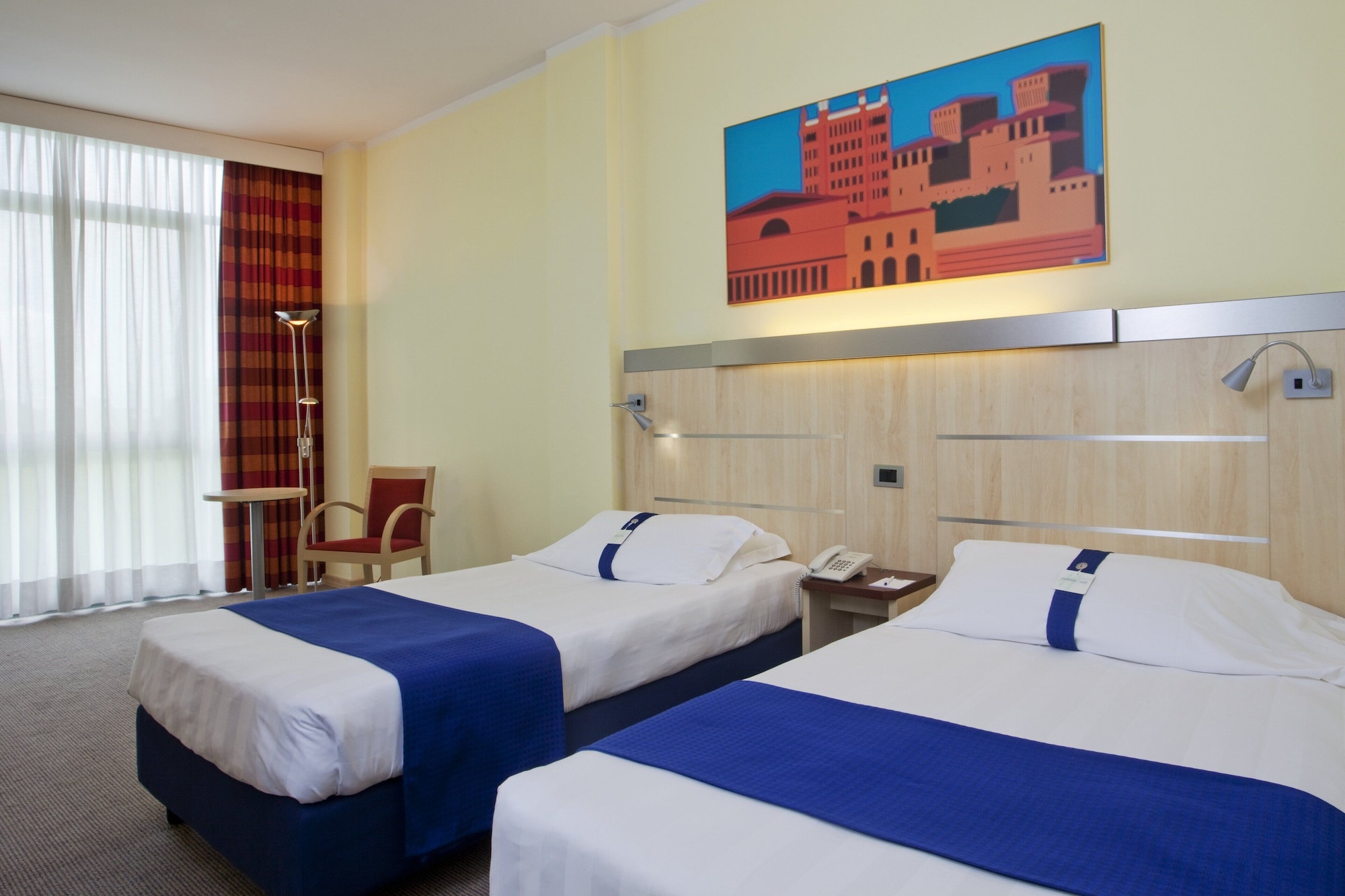 holiday inn express parma by ihg