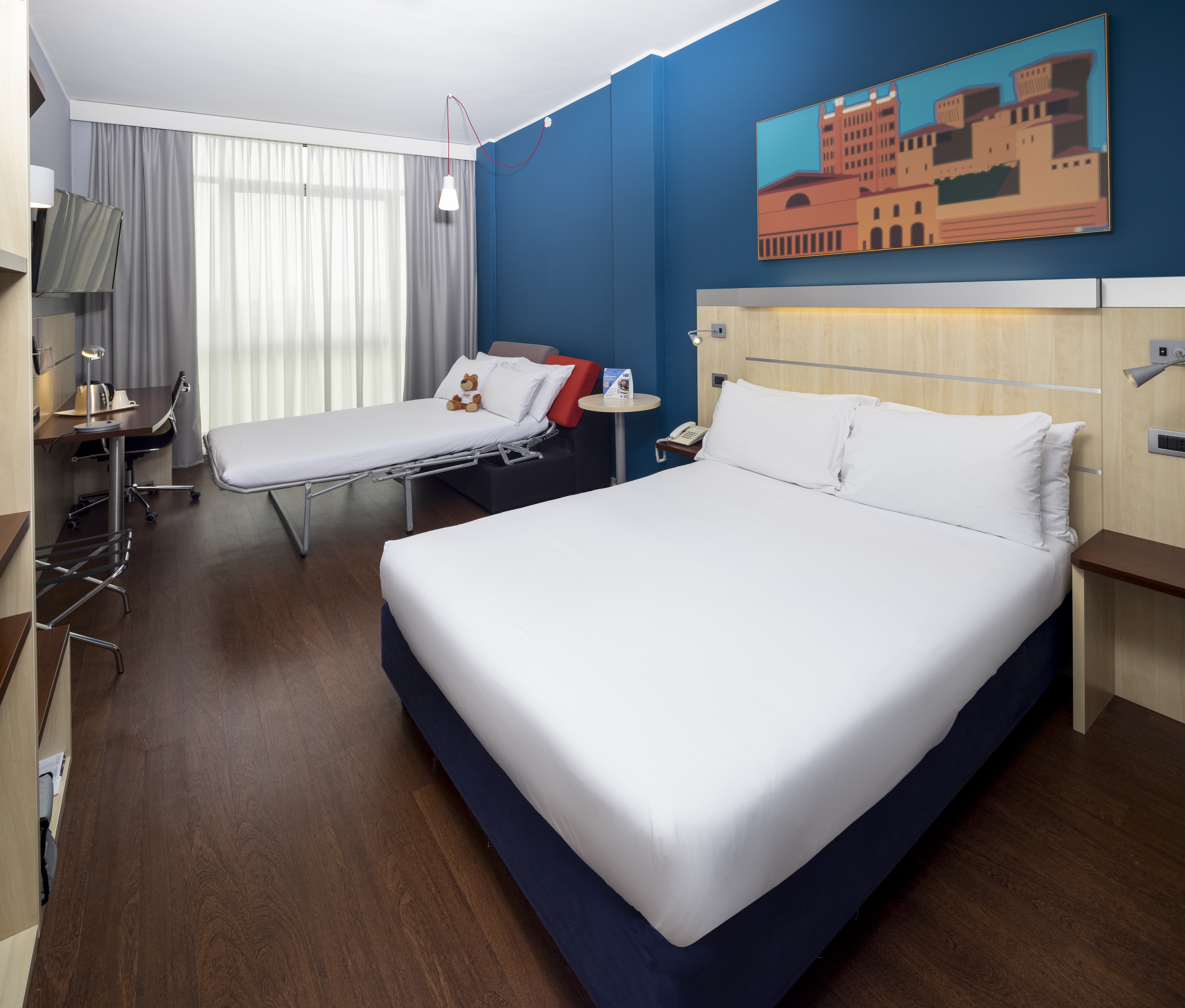 holiday inn express parma by ihg
