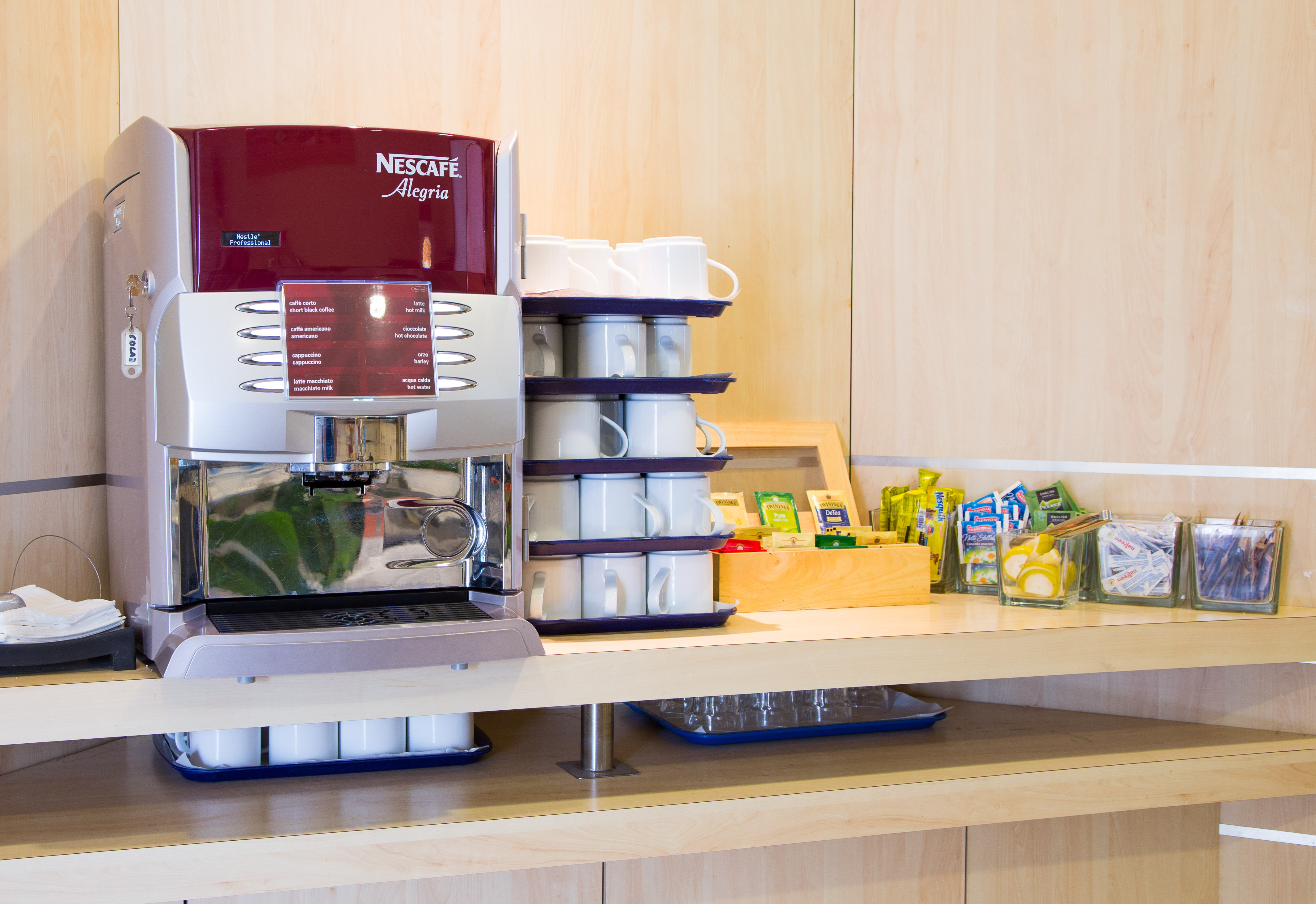 holiday inn express parma by ihg
