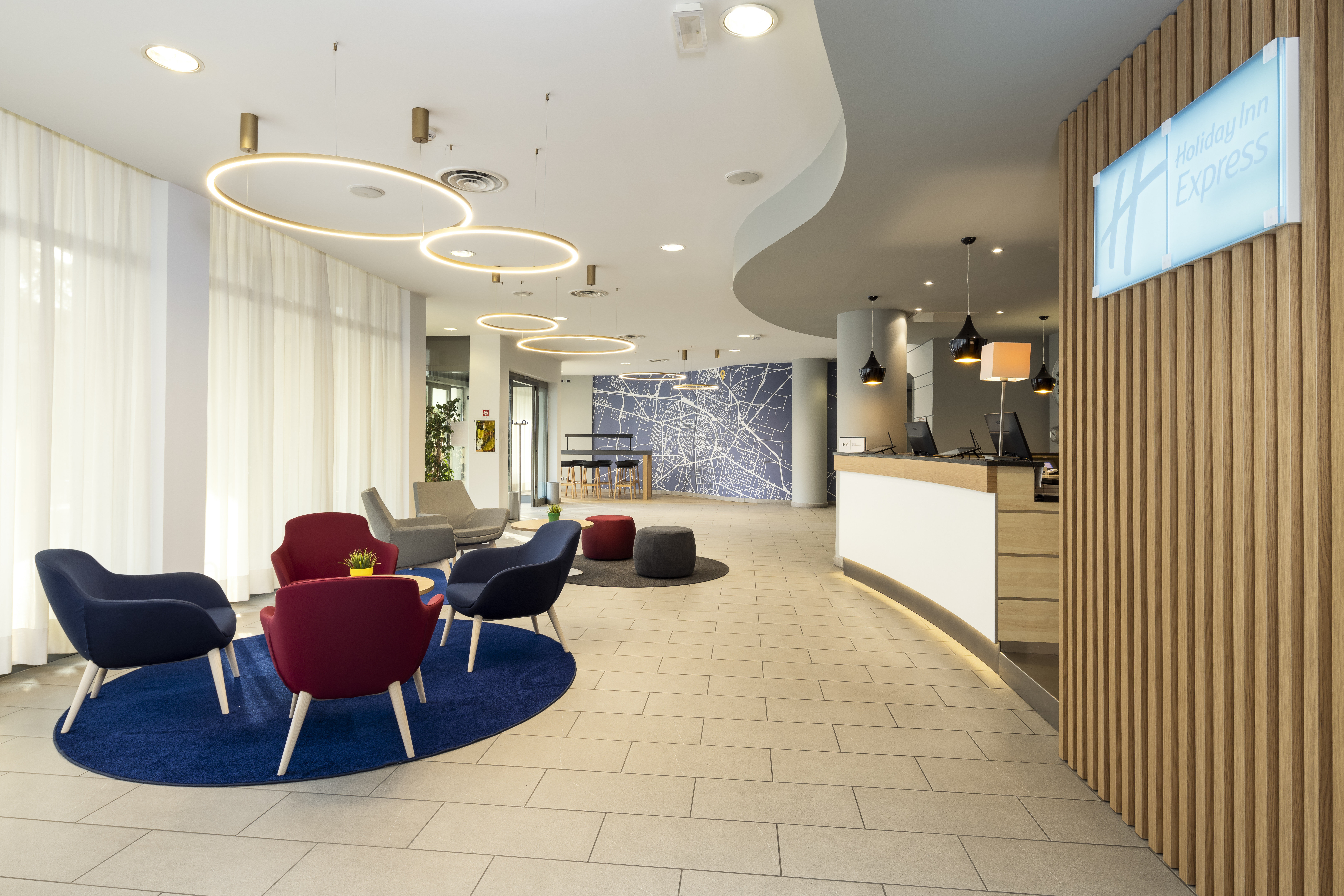 holiday inn express parma by ihg