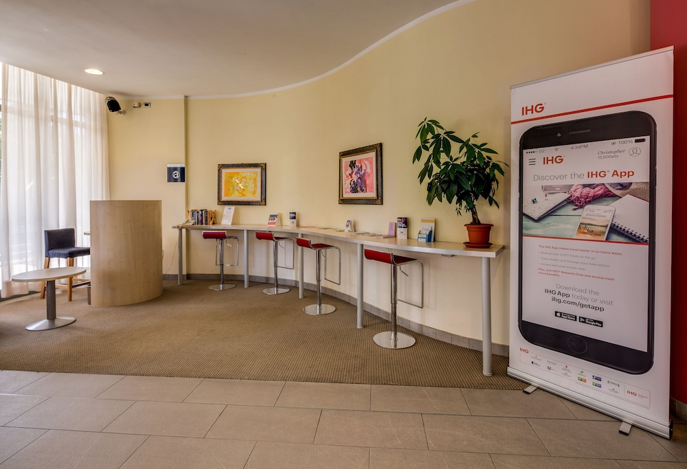 holiday inn express parma by ihg