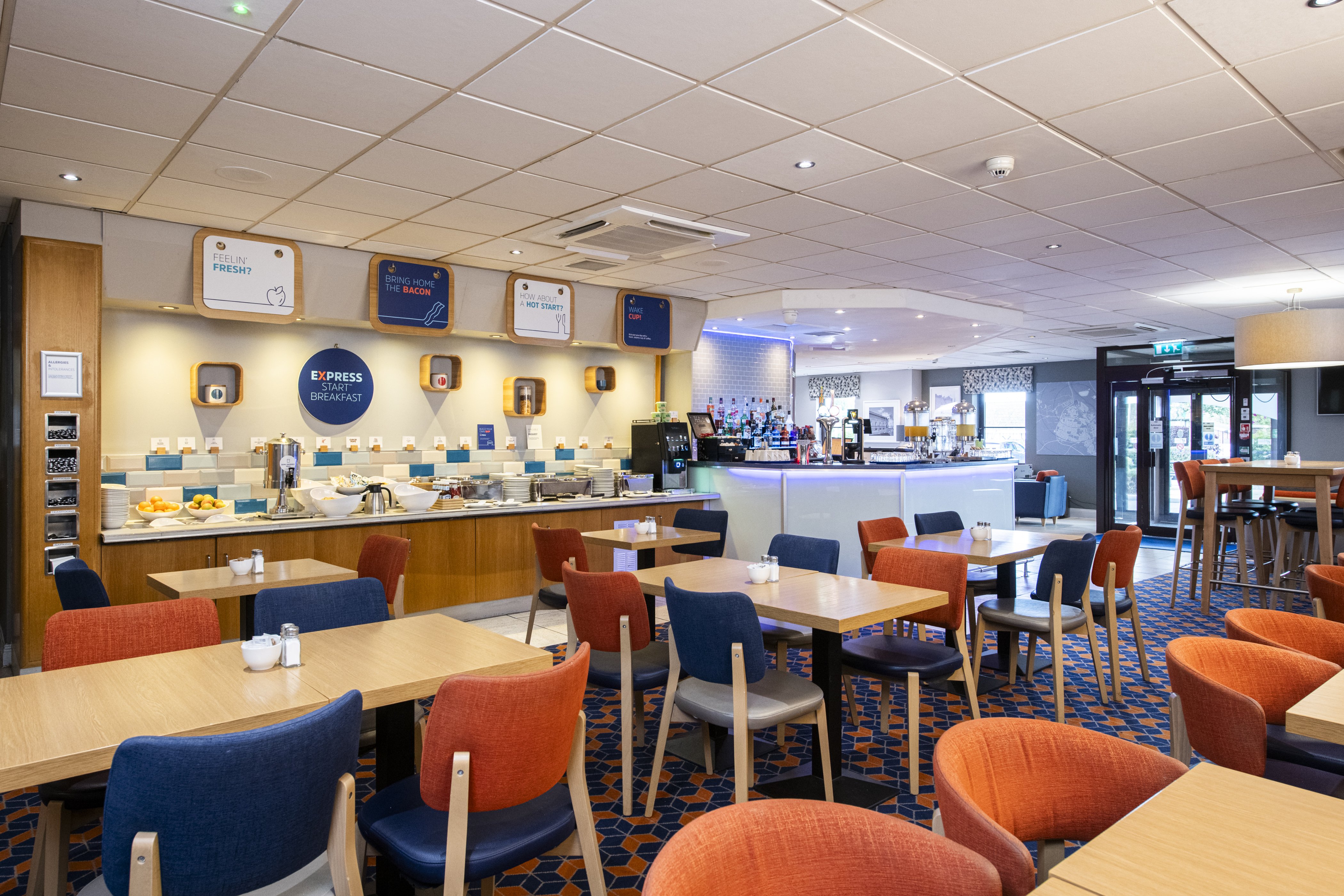 holiday inn express perth by ihg