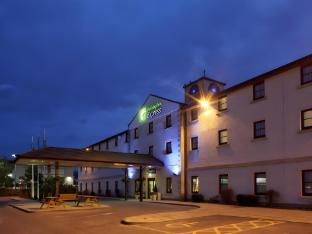 holiday inn express perth by ihg