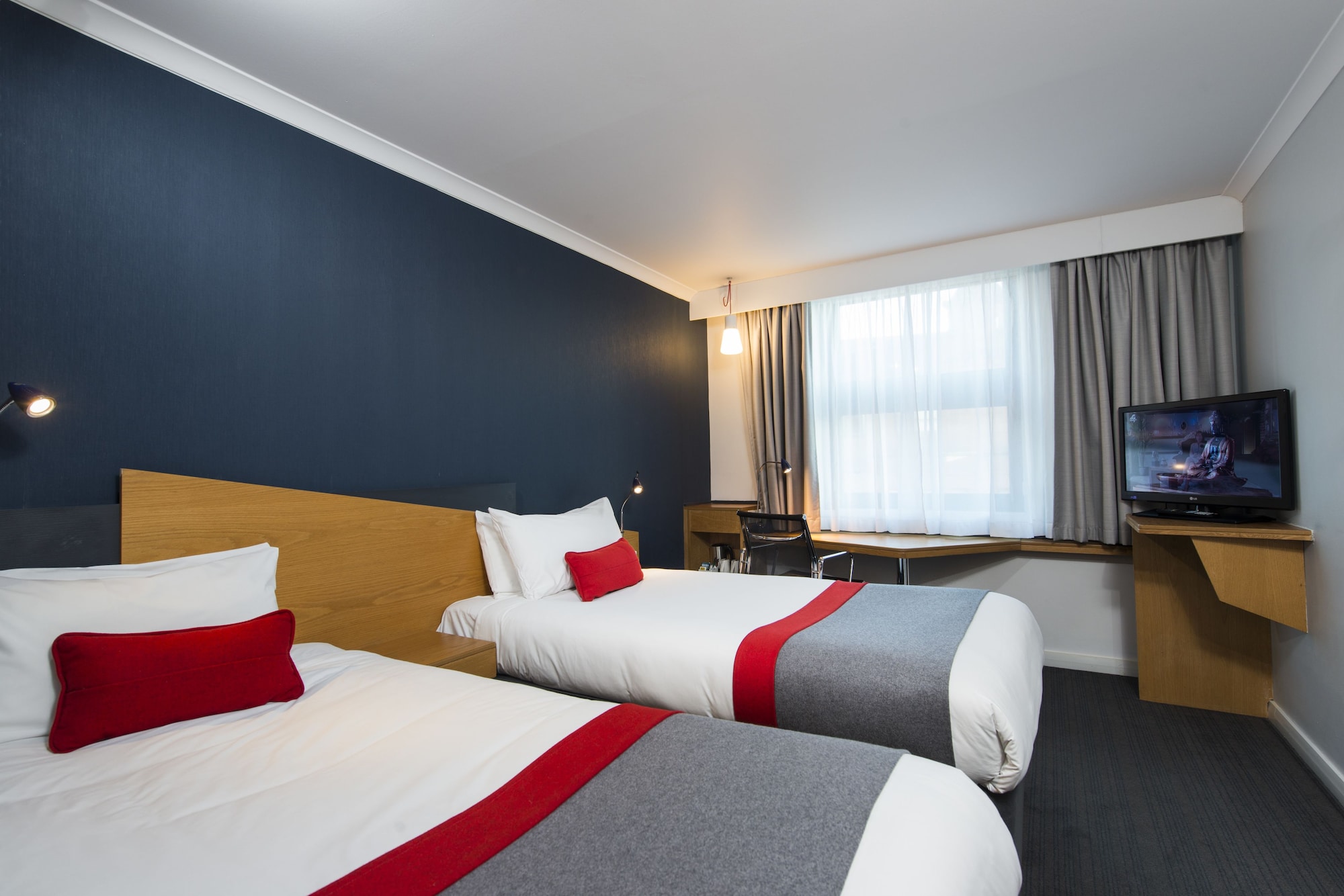 holiday inn express peterborough by ihg