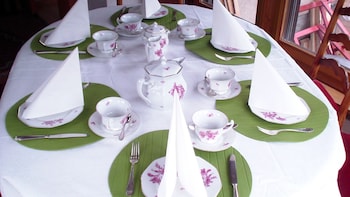 B&B Pappelweg - 2,Basel>>Arlesheim,2 star