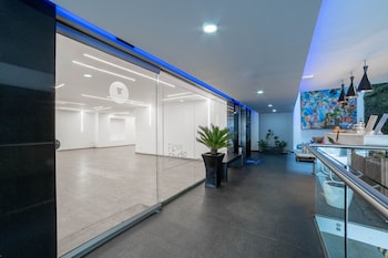 flowsuites condesa adults only