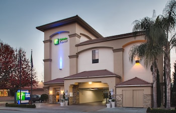 Holiday Inn Express Redwood City-Central By Ihg,San Carlos>>Redwood City,3 star