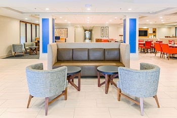 Holiday Inn Express Richmond Airport By Ihg,Montrose>>Henrico,3 star